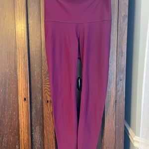 Old Navy Active High-Rise Leggings in Purple